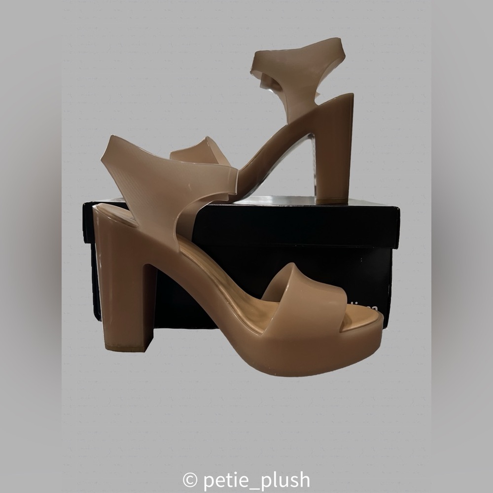 Melissa | Beige Mar Heel | Size:9